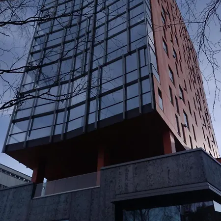 Luxus Tower 14th Floor *