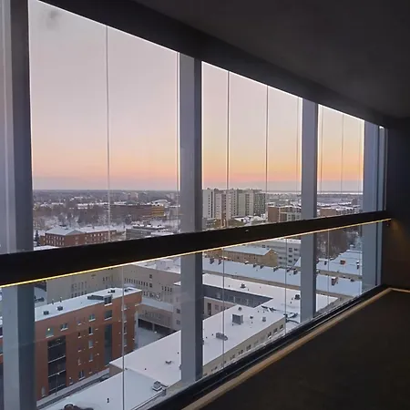 Luxus Tower 14th Floor *