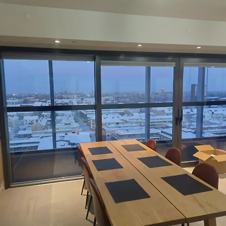 Luxus Tower 14th Floor