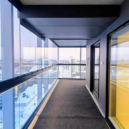 Luxus Tower 14th Floor